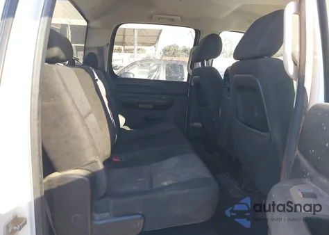 2014 Chevrolet Silverado 2500Hd Lt z USA, uszkodzony, nr VIN 1GC1CXE80EF130495